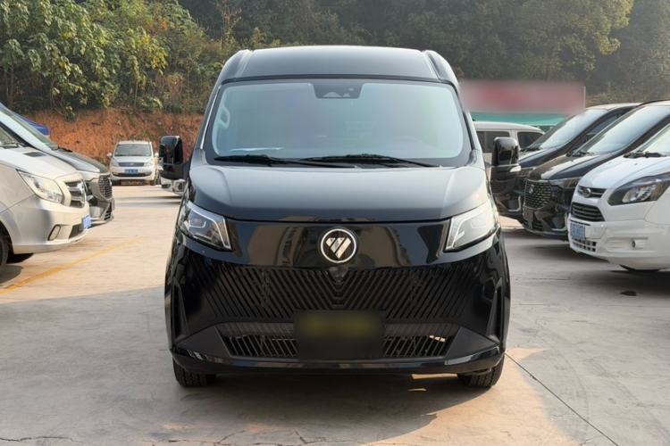 Used Foton Tianyuan V 2024 Tuyano V PRO Premium Minivan 2.0T Manual Long Wheelbase Mid-Height Roof Rear Single Tire – 7/9 Seater Exterior 1