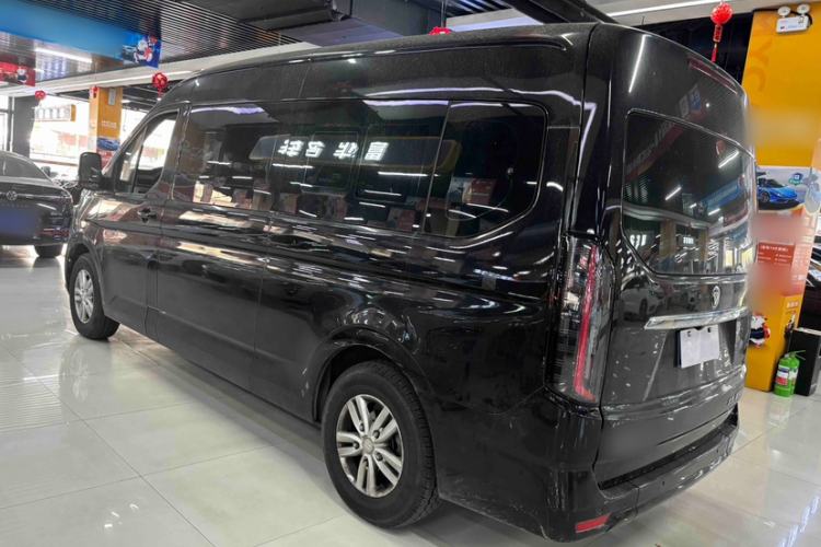 Used Foton Tianyuan V 2024 Tuyano V PRO Premium Minivan 2.0T Manual Long Wheelbase Mid-Height Roof Rear Single Tire – 7/9 Seater Exterior 3