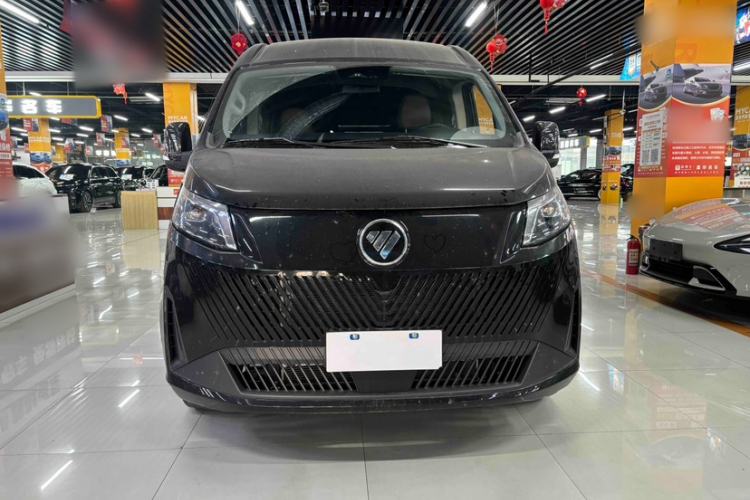Used Foton Tianyuan V 2024 Tuyano V PRO Premium Minivan 2.0T Manual Long Wheelbase Mid-Height Roof Rear Single Tire – 7/9 Seater Exterior 6