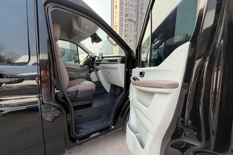 Used Foton Tianyuan V 2024 Tuyano V PRO Premium Minivan 2.0T Manual Long Wheelbase Mid-Height Roof Rear Single Tire – 7/9 Seater Exterior 7