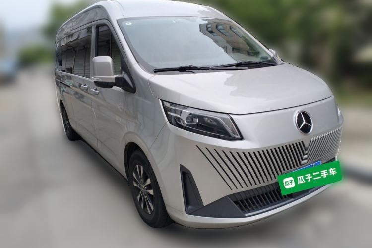 Used Foton Tianyuan V 2024 Tuyano Grand V CITY 2.0T Manual Long Wheelbase Mid-Height Roof Rear Single Tire – Available in 5/6/7/9-Seater Configurations Front Right 45 Deg