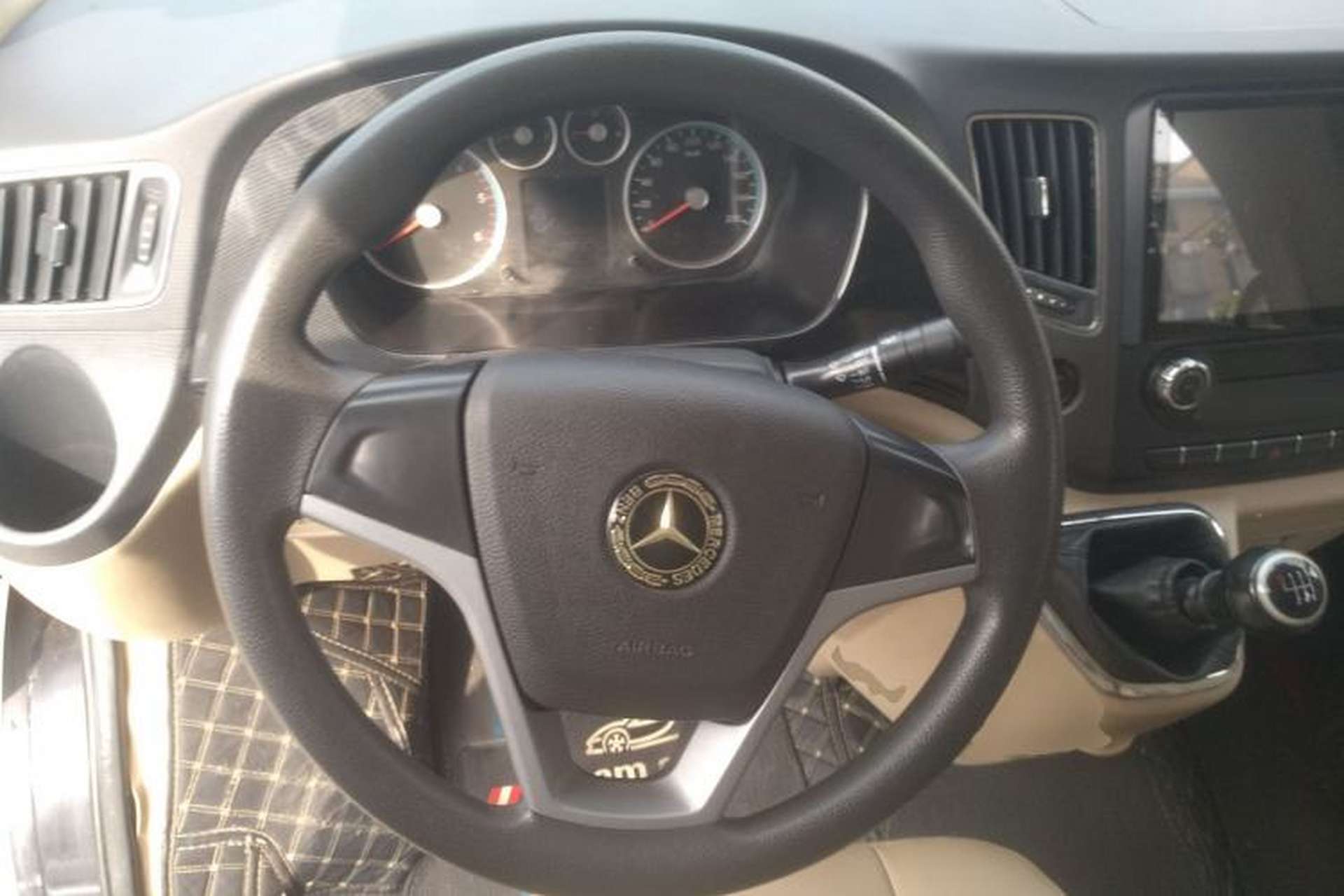 Used Foton Toano 2019 2.8T Business Edition Extended Wheelbase 9-Seater ISF2.8s5F148 Steering Wheel