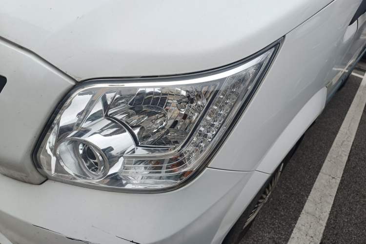 Used Foton Toano 2021 2.0T Manual Tongtu Long Wheelbase Mid-Height 5/6/7-Seater 4F20TC3 Left Front Headlight