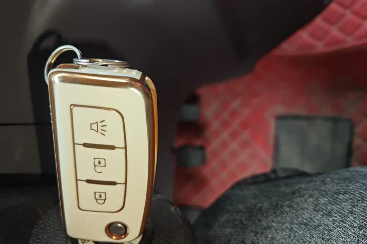 Used Foton Toano 2021 2.8T Manual Tongtu Short Wheelbase Mid-Height 5/6/7-Seater F2.8 NS6B177L Vehicle Key
