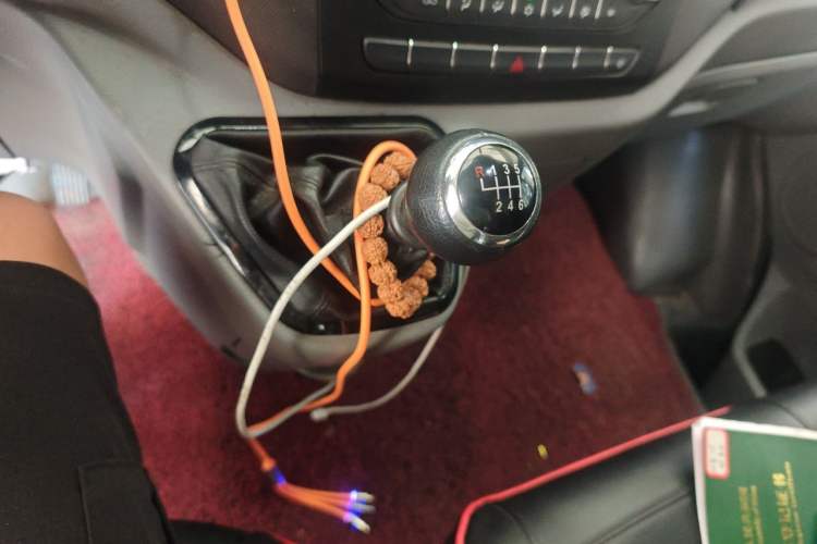 Used Foton Toano 2015 2.8T Commercial Version Short Wheelbase 4J28TC2 Gear Lever