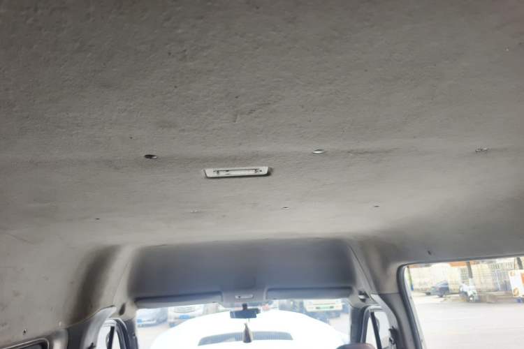 Used Foton Toano 2015 2.8T Commercial Version Long Wheelbase ISF2.8 Headliner