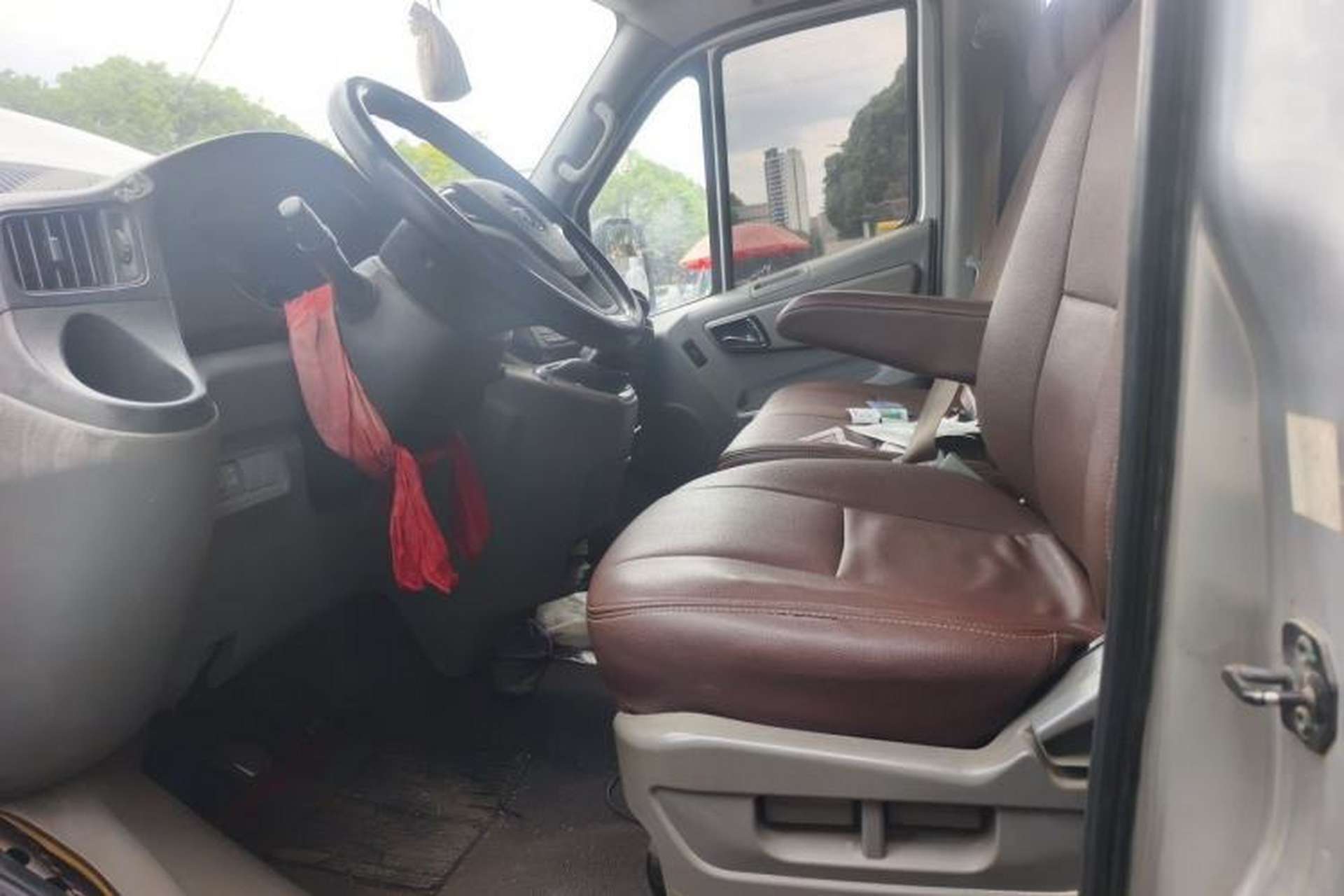 Used Foton Toano 2015 2.8T Commercial Version Long Wheelbase ISF2.8 Left Front Seat