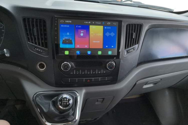 Used Foton Toano 2015 2.8T Commercial Version Short Wheelbase 4J28TC2 Audio And AC Panel