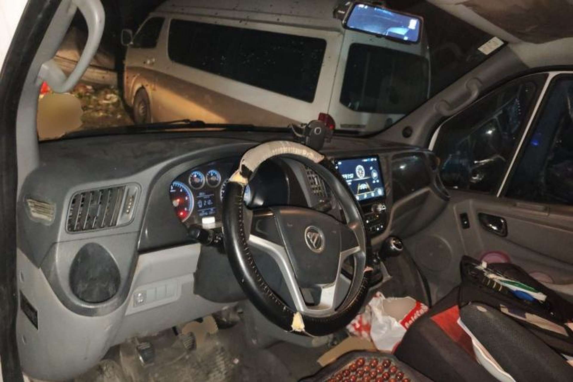 Used Foton Toano 2015 2.8T Commercial Version Short Wheelbase ISF2.8 Center Console