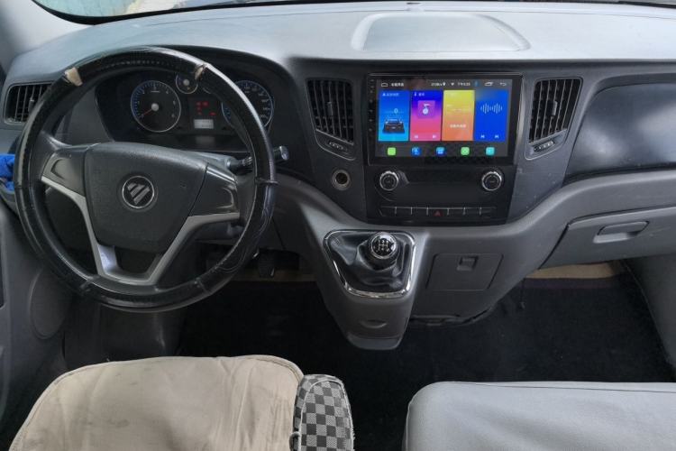 Used Foton Toano 2015 2.8T Commercial Version Short Wheelbase 4J28TC2 Center Console