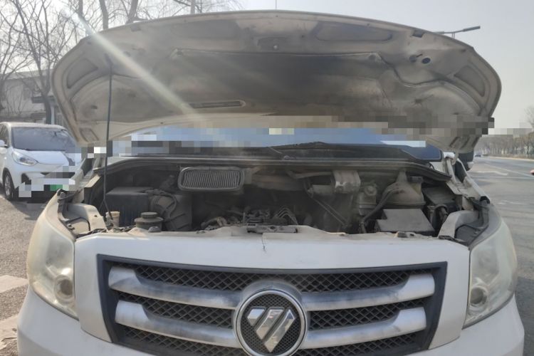 Used Foton Toano 2015 2.8T Commercial Version Short Wheelbase ISF2.8 Engine Bay