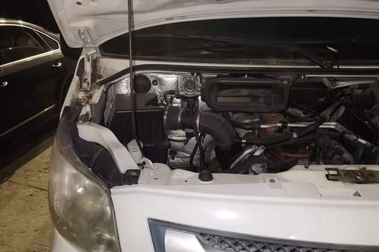 Used Foton Toano  Engine Bay Right