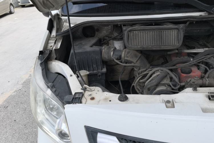 Used Foton Toano 2015 2.8T Commercial Version Short Wheelbase 4J28TC2 Engine Bay Right
