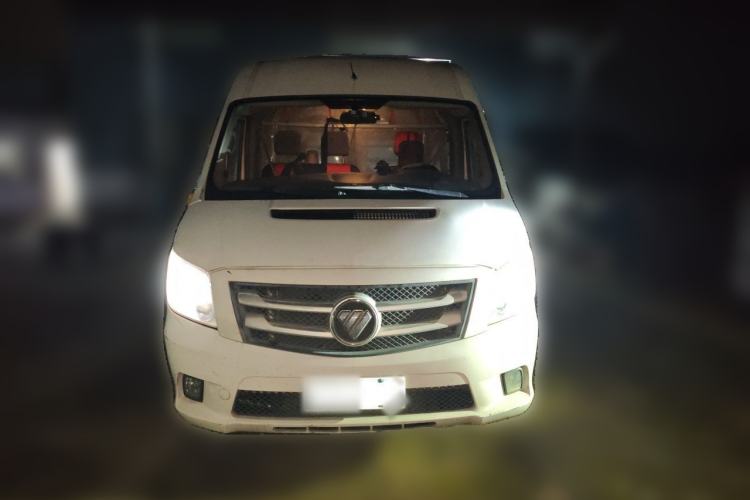 Used Foton Toano 2015 2.8T Commercial Version Short Wheelbase ISF2.8 Front