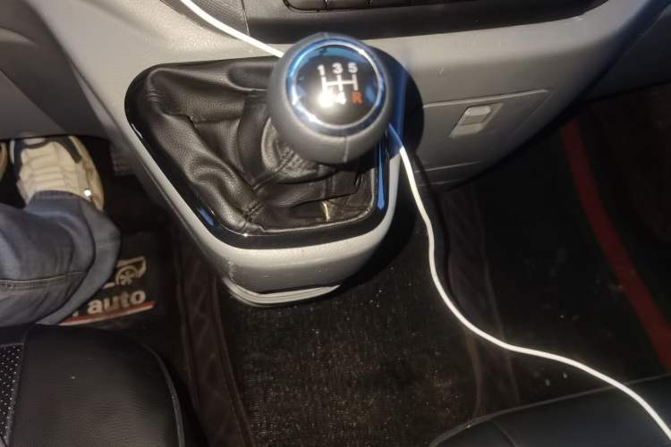 Used Foton Toano  Gear Lever