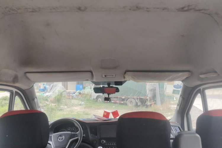 Used Foton Toano 2015 2.8T Commercial Version Short Wheelbase ISF2.8 Headliner