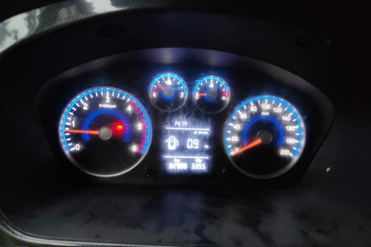 Used Foton Toano 2015 2.8T Commercial Version Short Wheelbase ISF2.8 Instrument Cluster