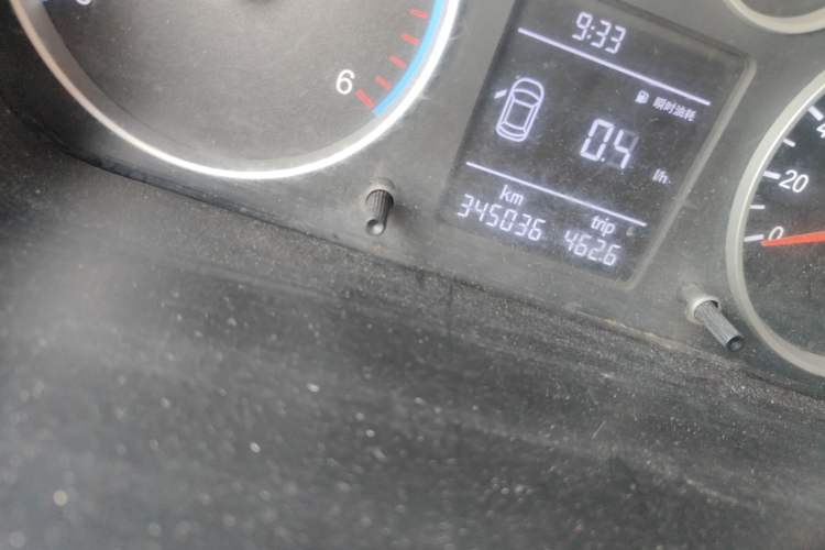 Used Foton Toano 2015 2.8T Commercial Version Short Wheelbase ISF2.8 Odometer Close Up
