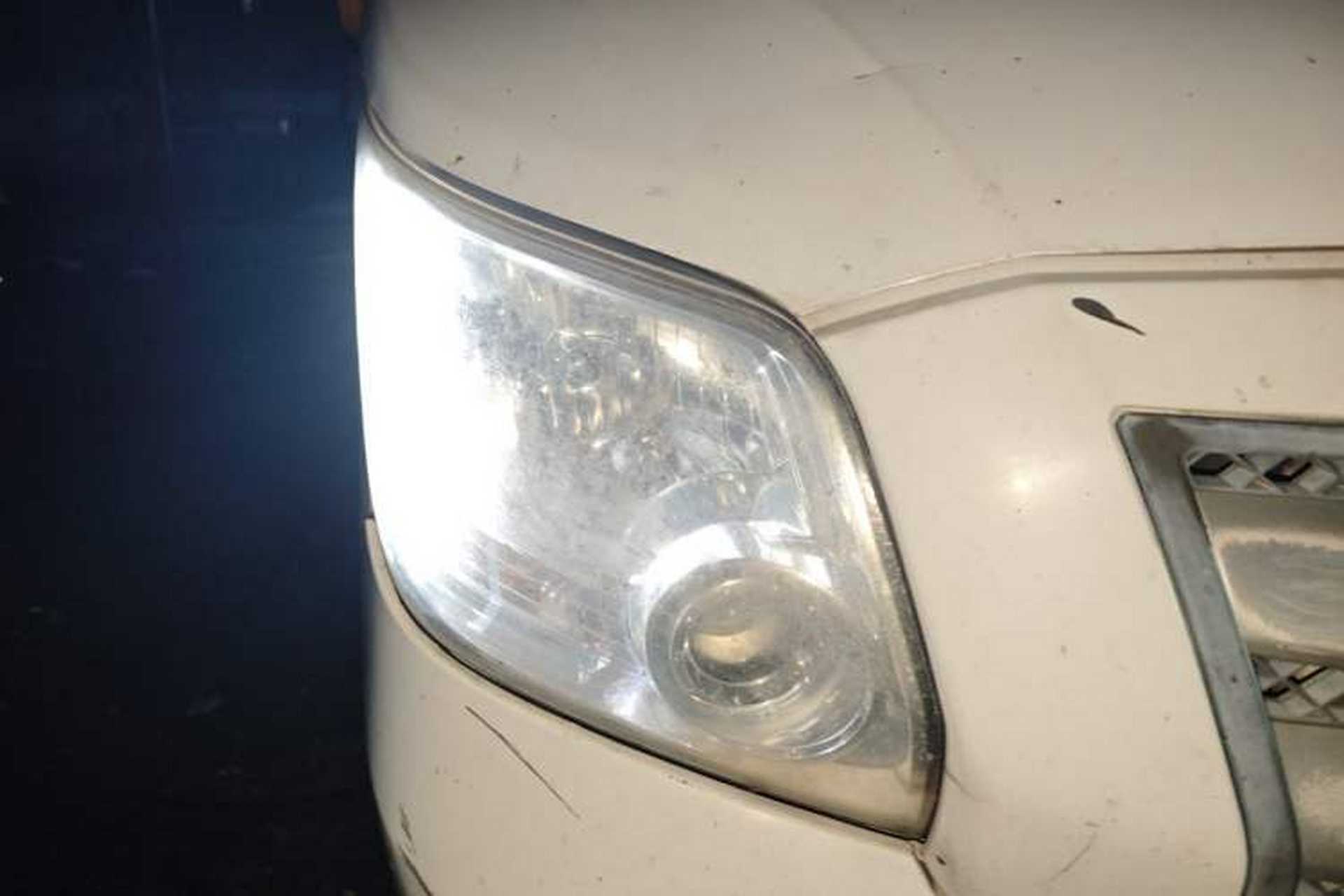 Used Foton Toano 2015 2.8T Commercial Version Short Wheelbase ISF2.8 Right Front Headlight