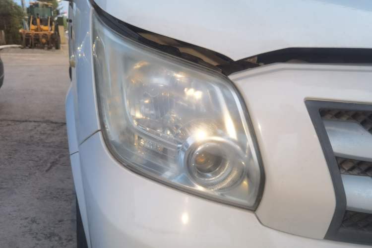 Used Foton Toano  Right Front Headlight