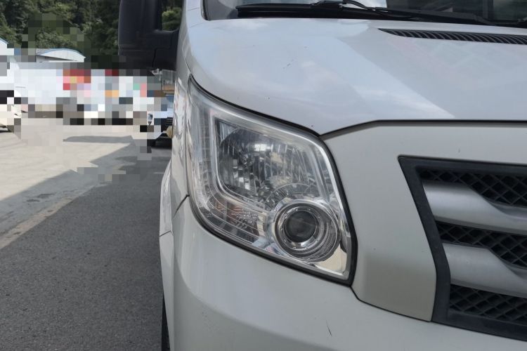 Used Foton Toano 2015 2.8T Commercial Version Short Wheelbase 4J28TC2 Right Front Headlight