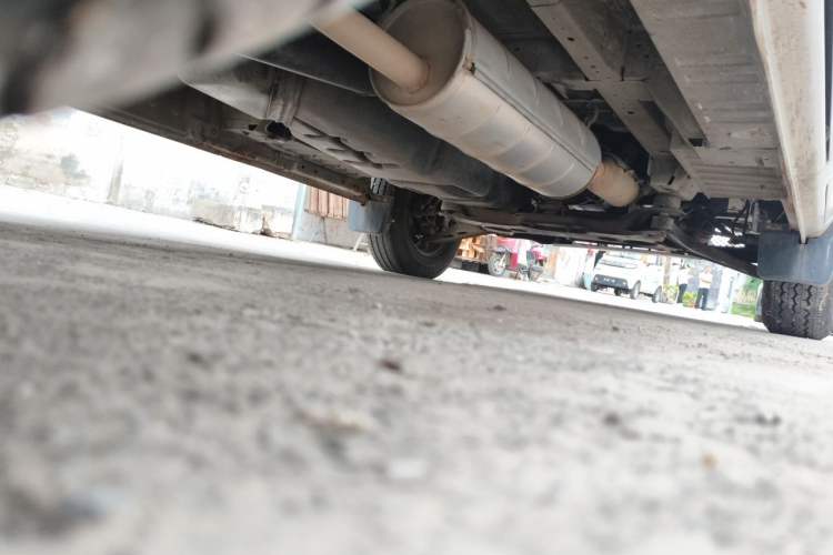Used Foton Toano 2016 2.5T Commercial Version Short Wheelbase 4J25TC1 Chassis Rear Right