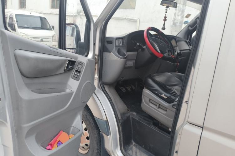 Used Foton Toano 2016 2.5T Commercial Version Short Wheelbase 4J25TC1 Driver Seat