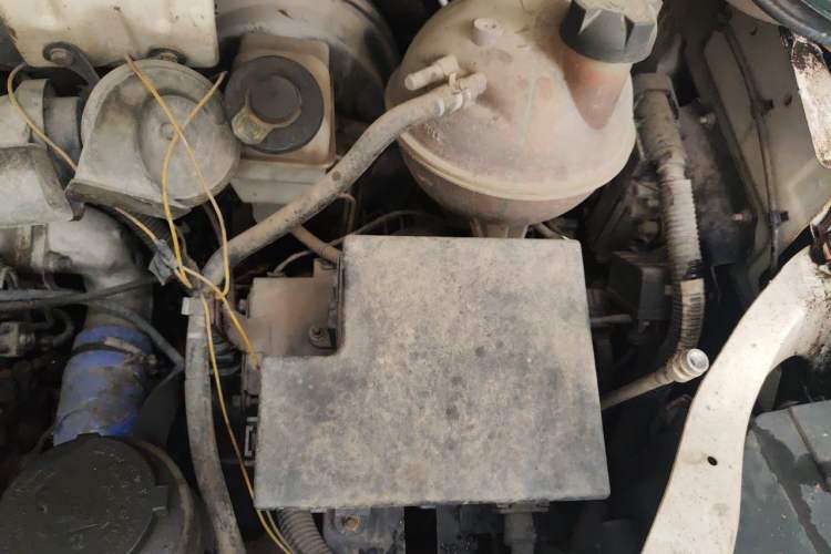 Used Foton Toano 2016 2.8T Commercial Version Short Wheelbase 4J28TC3 Engine Bay Left