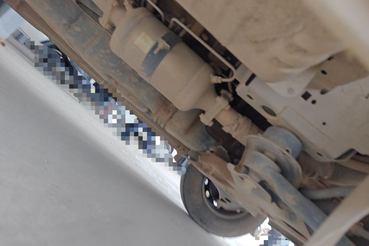 Used Foton Toano 2017 2.5T E Commercial Version Short Wheelbase 4J25TC3 Chassis Front Right