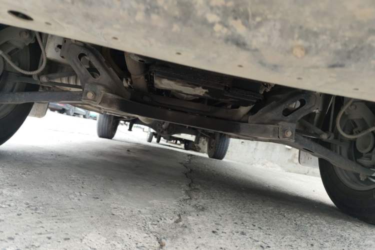 Used Foton Toano 2017 2.5T E Commercial Version Short Wheelbase 4J25TC3 Chassis Front
