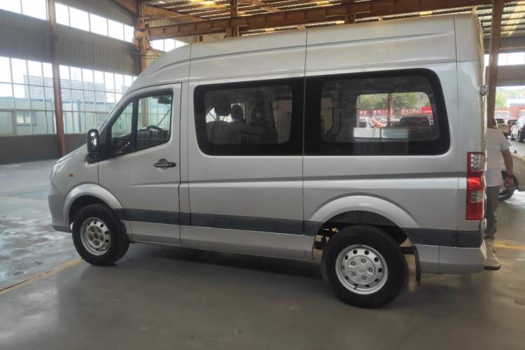 Used Foton Toano 2017 2.5T Restyled E Commercial Version Short Wheelbase 4J25TC3 Left Side