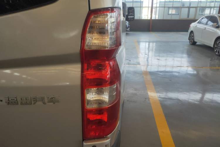 Used Foton Toano 2017 2.5T Restyled E Commercial Version Short Wheelbase 4J25TC3 Right Rear Taillight