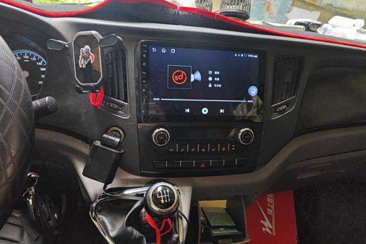 Used Foton Toano 2017 2.5T Restyled E Commercial Version Long Wheelbase 4J25TC3 Audio And AC Panel