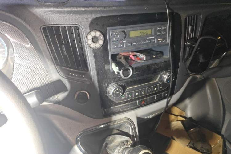 Used Foton Toano  Audio And AC Panel