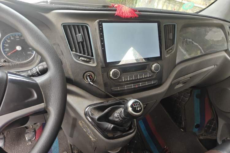 Used Foton Toano 2017 2.5T Restyled E Commercial Version Short Wheelbase 4J25TC3 Audio And AC Panel