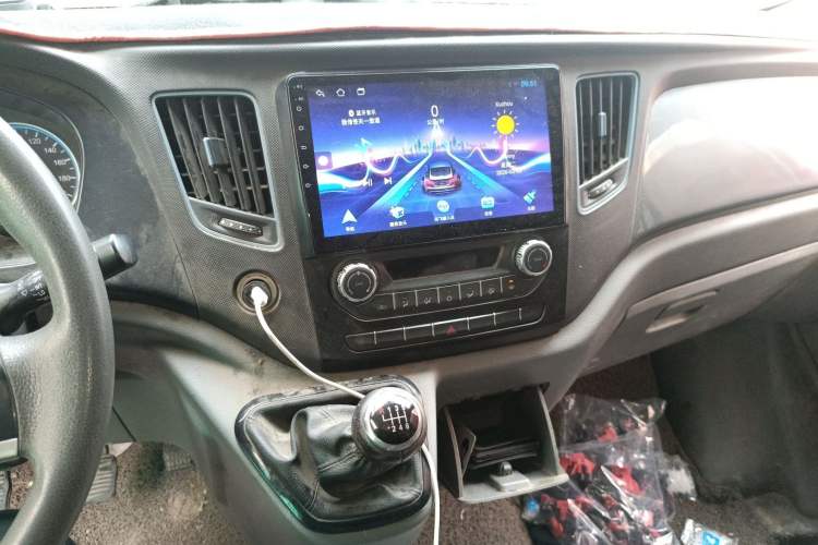 Used Foton Toano 2017 2.5T Restyled E Commercial Version Short Wheelbase 4J25TC3 Audio And AC Panel