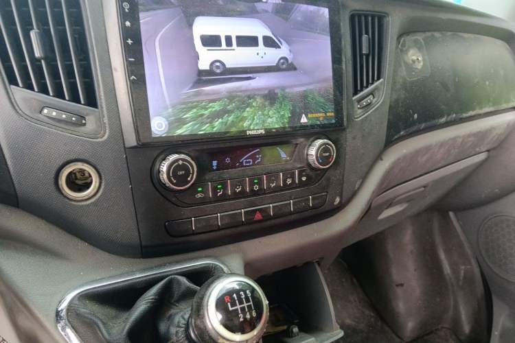 Used Foton Toano 2017 2.8T E Commercial Version Long Wheelbase 4J28TC3 Audio And AC Panel