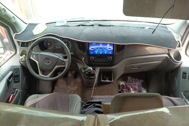 Used Foton Toano 2017 2.5T Restyled E Commercial Version Short Wheelbase 4J25TC3 Center Console