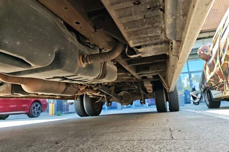 Used Foton Toano 2017 2.5T Rear Dual-Tire Commercial Version Long Wheelbase 4J25TC3 Chassis Front Left