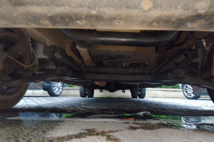 Used Foton Toano 2017 2.5T Rear Dual-Tire Commercial Version Long Wheelbase 4J25TC3 Chassis Front