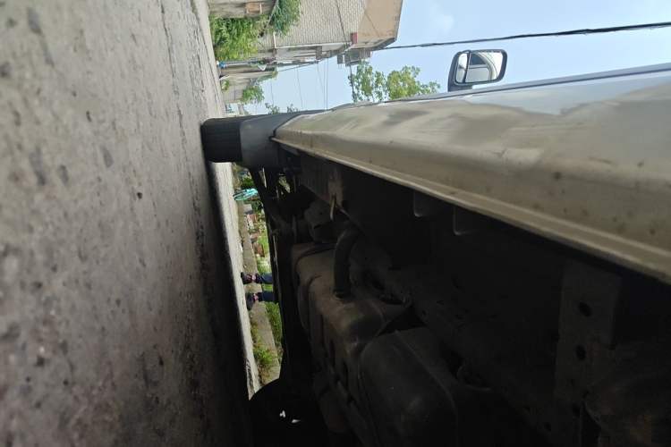 Used Foton Toano 2017 2.5T Restyled E Commercial Version Short Wheelbase 4J25TC3 Chassis Rear Left