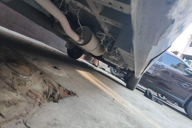 Used Foton Toano 2017 2.5T E Commercial Version Long Wheelbase 4J25TC3 Chassis Rear Right
