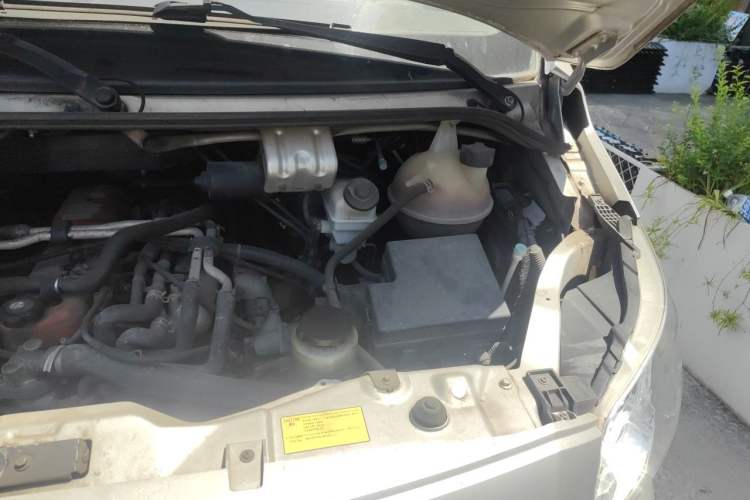 Used Foton Toano 2017 2.5T Restyled E Commercial Version Short Wheelbase 4J25TC3 Engine Bay Left