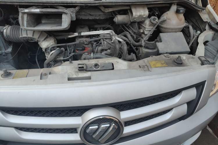Used Foton Toano 2017 2.5T E Commercial Version Long Wheelbase 4J25TC3 Engine Bay