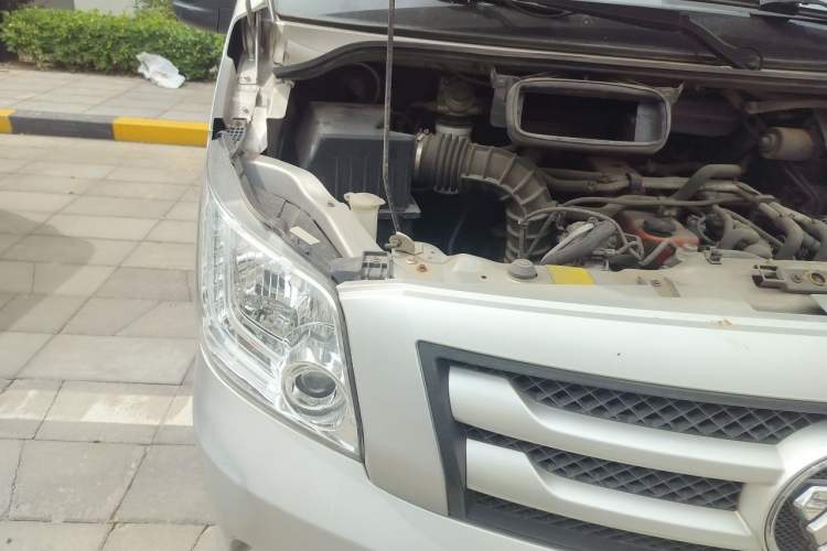 Used Foton Toano 2017 2.5T Restyled E Commercial Version Short Wheelbase 4J25TC3 Engine Bay Right
