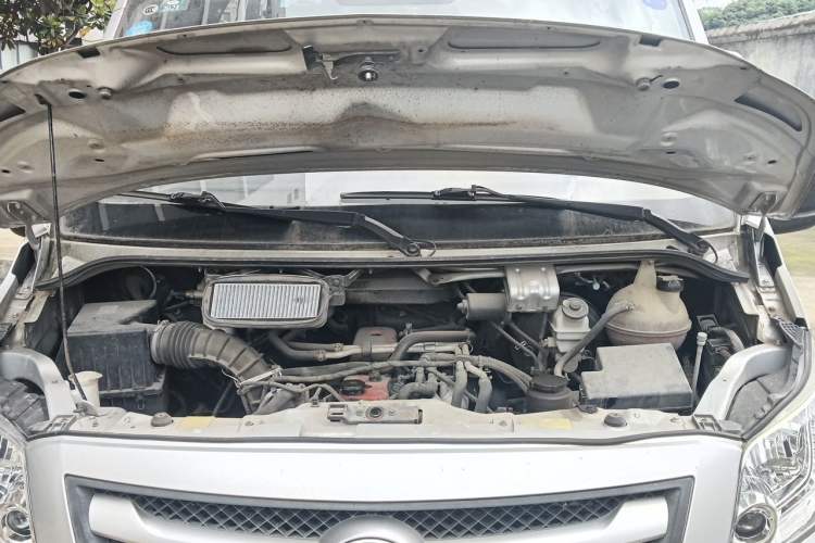 Used Foton Toano 2017 2.5T Restyled E Commercial Version Long Wheelbase 4J25TC3 Engine Bay