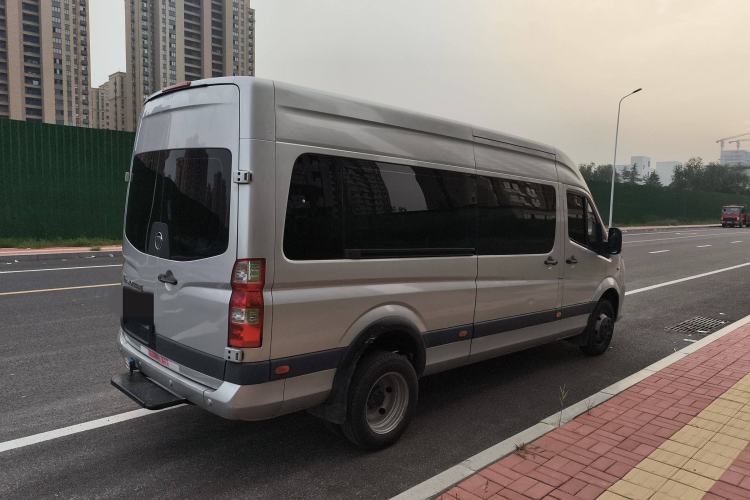 Used Foton Toano 2017 2.5T Rear Dual-Tire Commercial Version Long Wheelbase 4J25TC3 Exterior 4