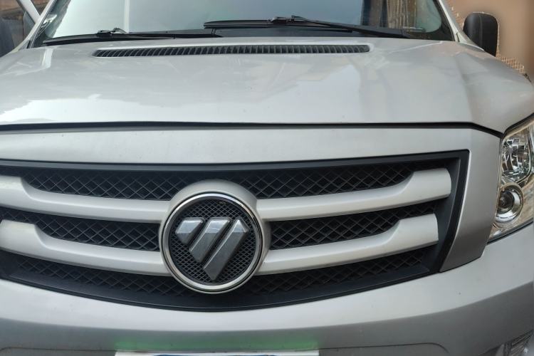 Used Foton Toano 2017 2.5T E Commercial Version Long Wheelbase 4J25TC3 Front