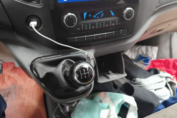Used Foton Toano 2017 2.5T Restyled E Commercial Version Short Wheelbase 4J25TC3 Gear Lever