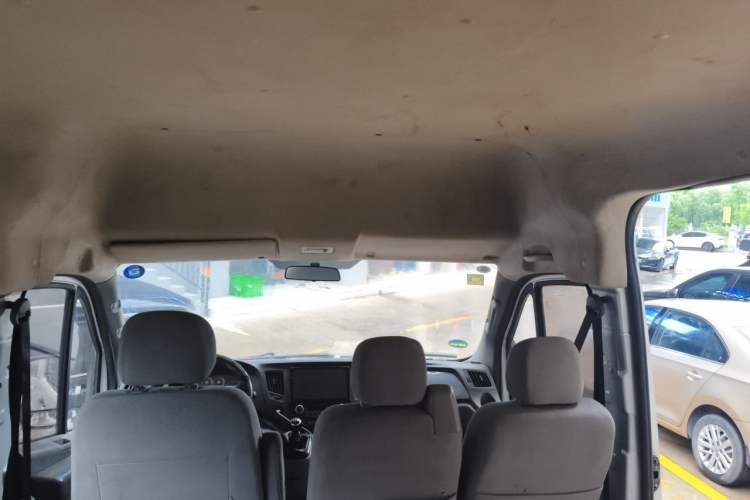 Used Foton Toano 2017 2.5T Restyled E Commercial Version Short Wheelbase 4J25TC3 Headliner